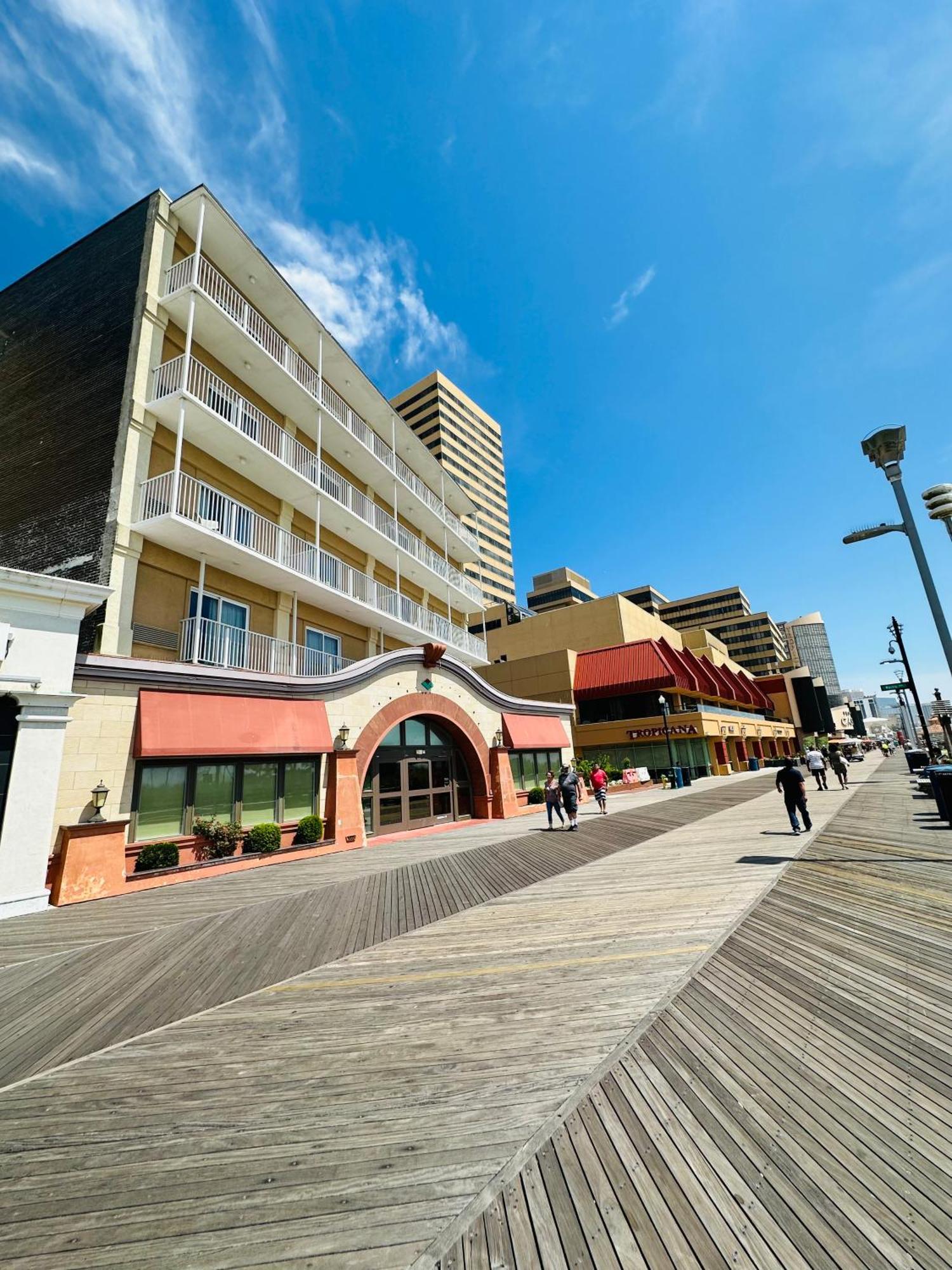 Days Inn By Wyndham Atlantic City Oceanfront-Boardwalk Dış mekan fotoğraf